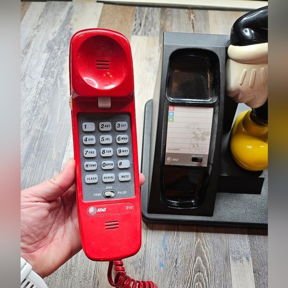 Mickey Mouse Vintage Push Button AT&T phone - Picture 9 of 16